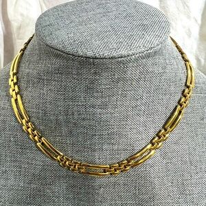 Vintage Monet 17 Inch Gold Tone Chain Link Necklace Signed with Monet.